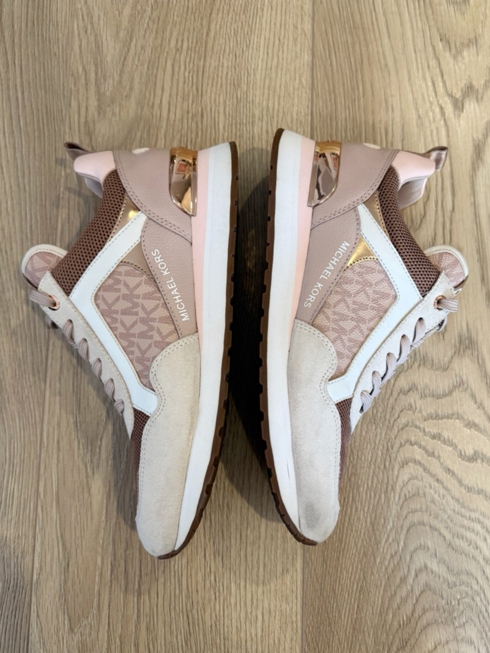 Michael Kors Wilma Suede & Logo Trainer – Soft Pink – Size 8.5 - Picture 3 of 10